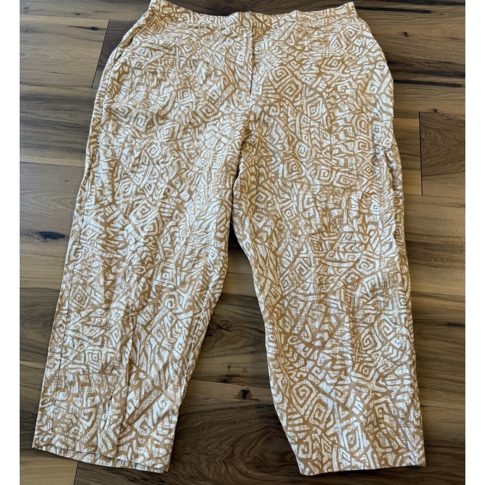 Ruby Rd. Woman Linen Blend Capri Pants Tan Abstract Print Size 18W Lightweight